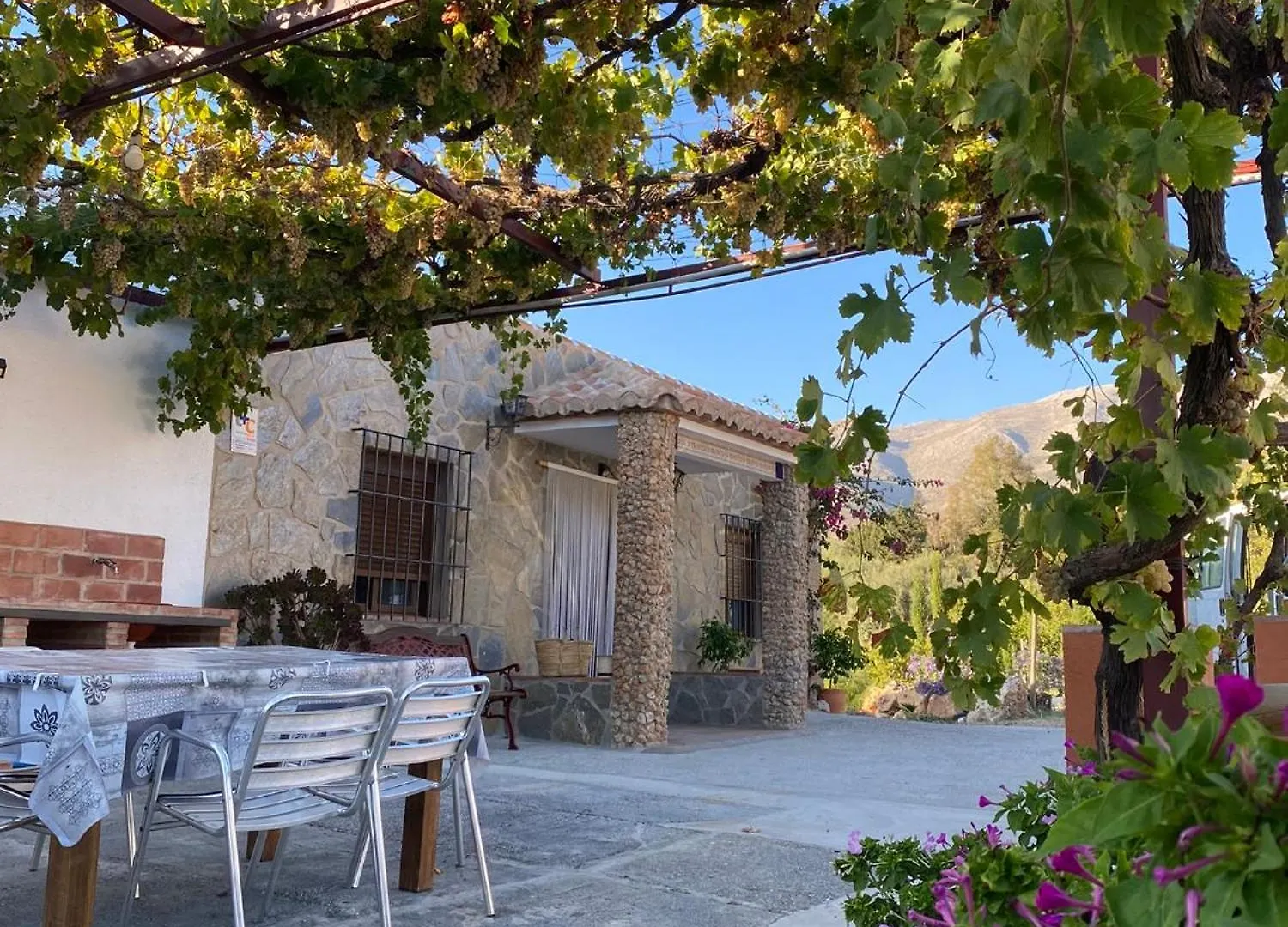 Casa Rural Antonio Y Esperanza Периана